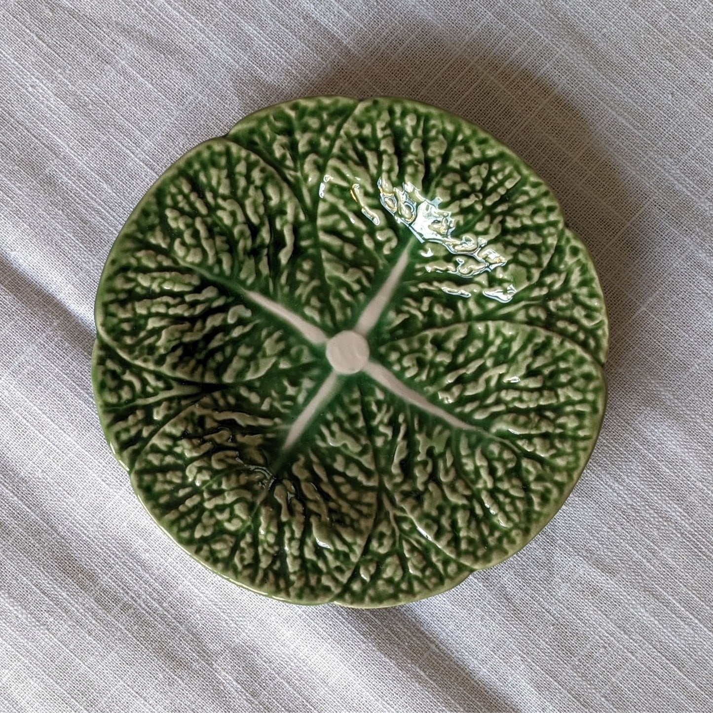 Bordallo Pinheiro Cabbage Leaf Pot