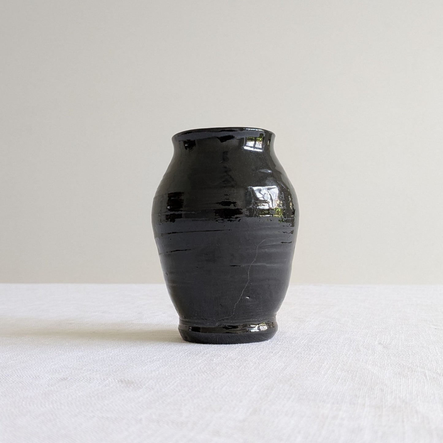 Studio Ribbed Black Vase
