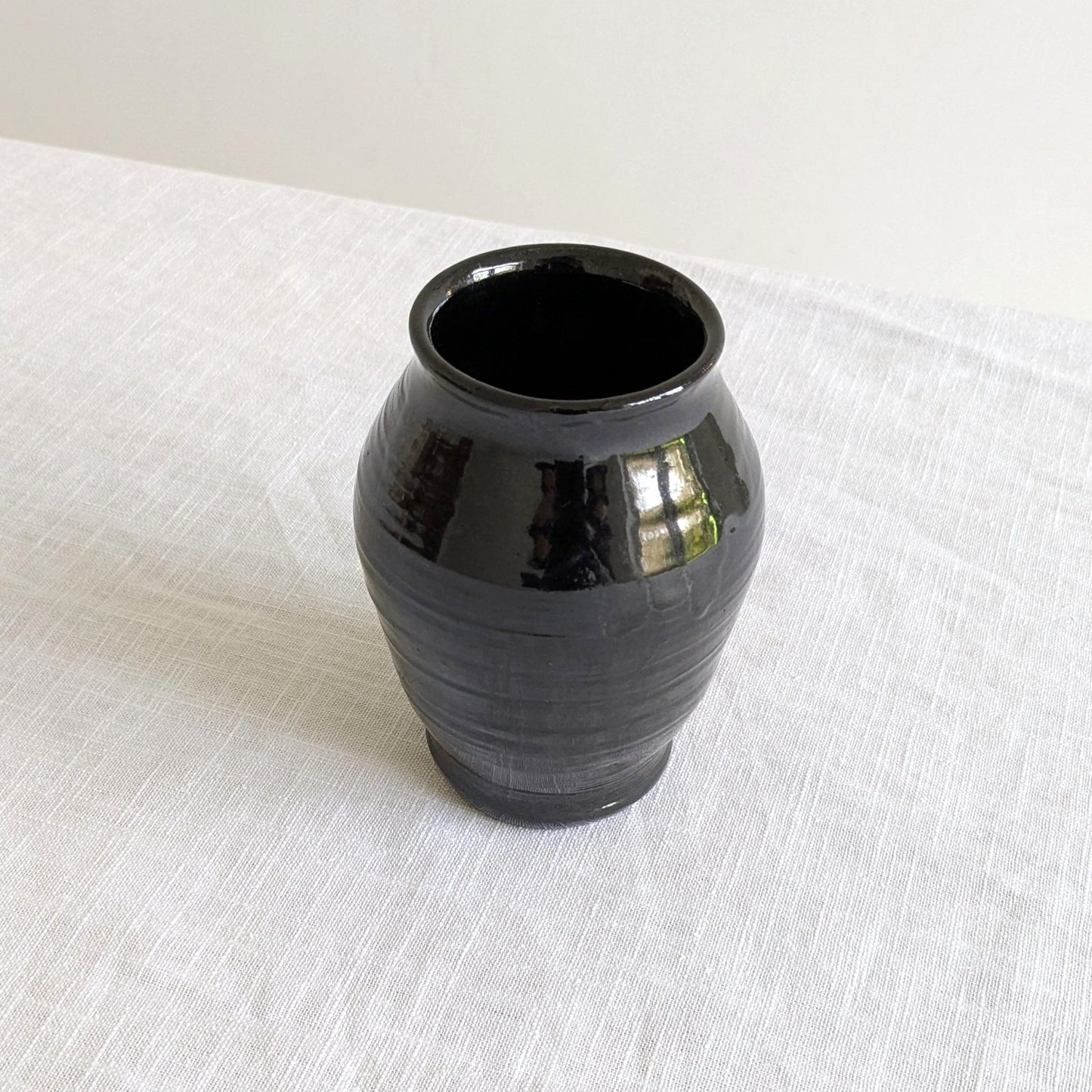 Studio Ribbed Black Vase