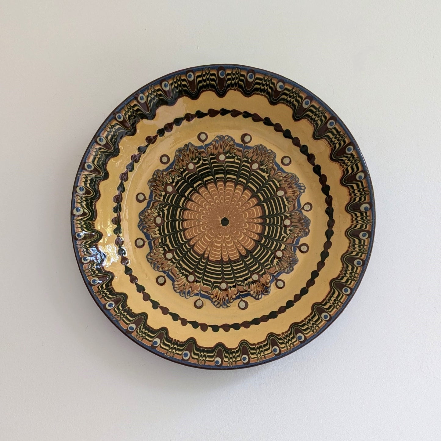Troyan Pottery Plate