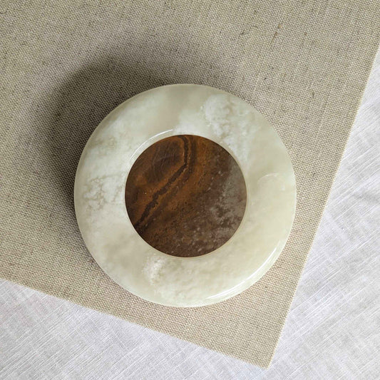 Ribbed Onyx Ashtray