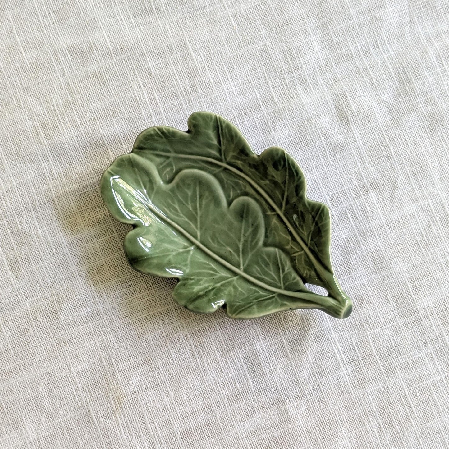 Wade Oak Leaf Dish