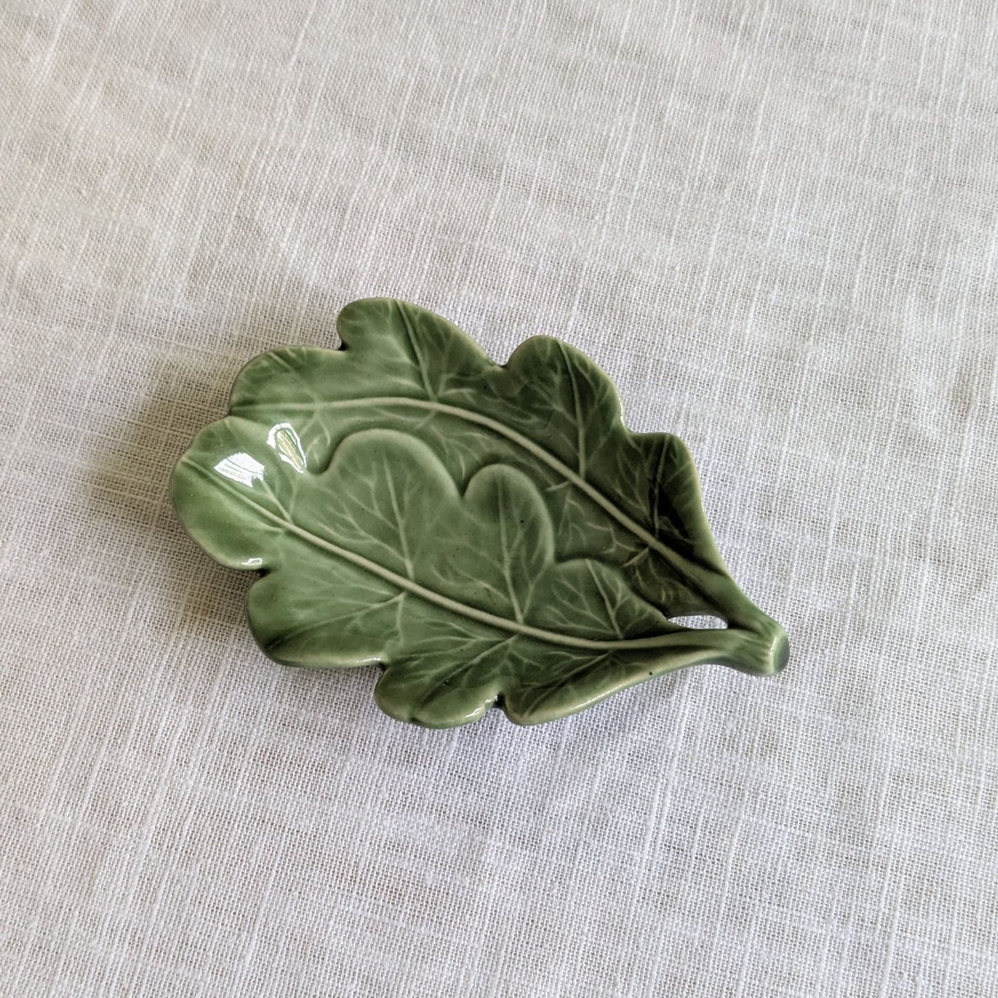 Wade Oak Leaf Dish
