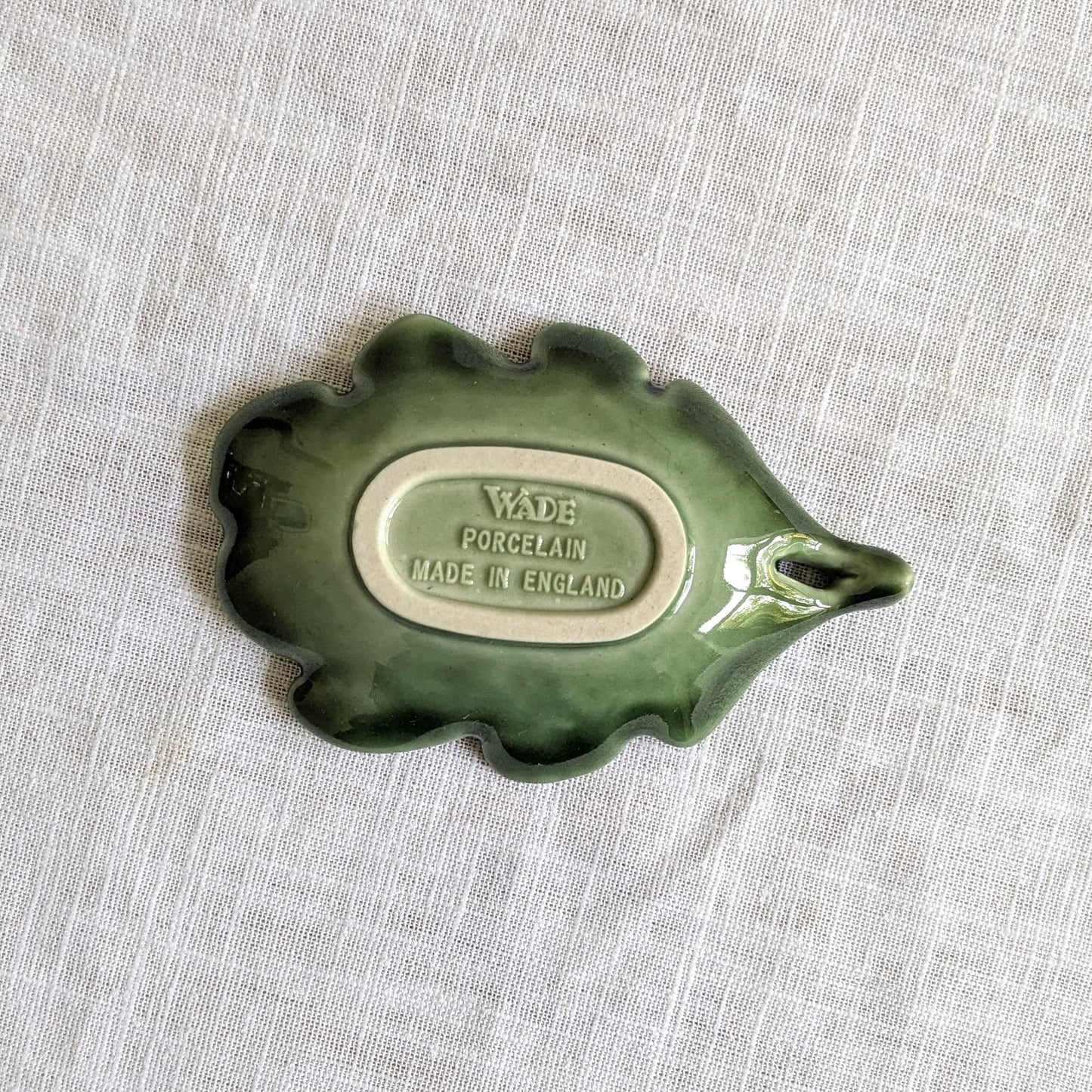 Wade Oak Leaf Dish