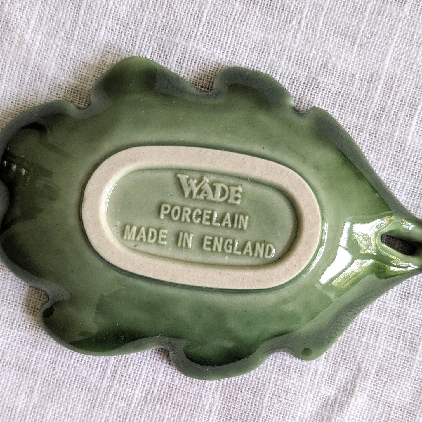 Wade Oak Leaf Dish