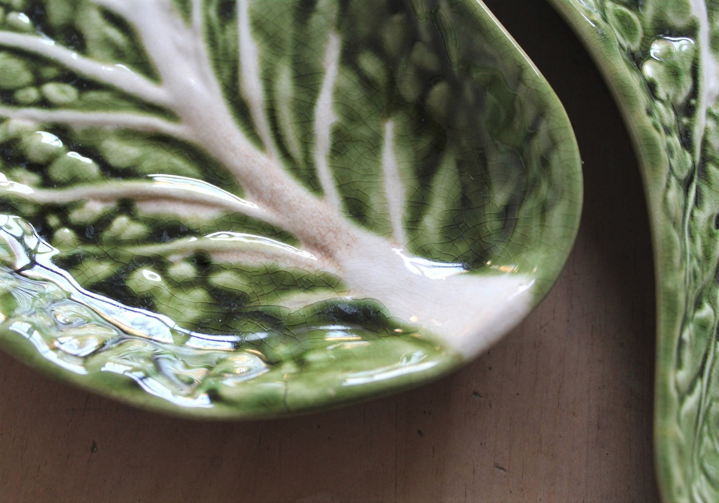 Cabbage Leaf Plates (Light Green)