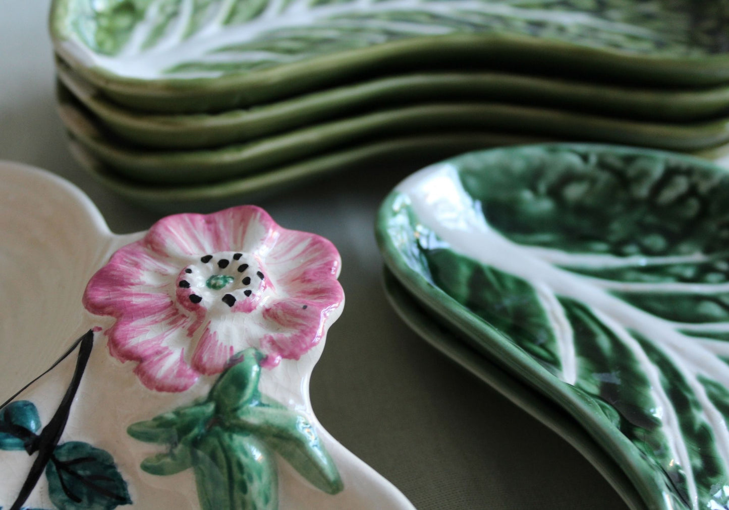 Cabbage Leaf Plates (Light Green)