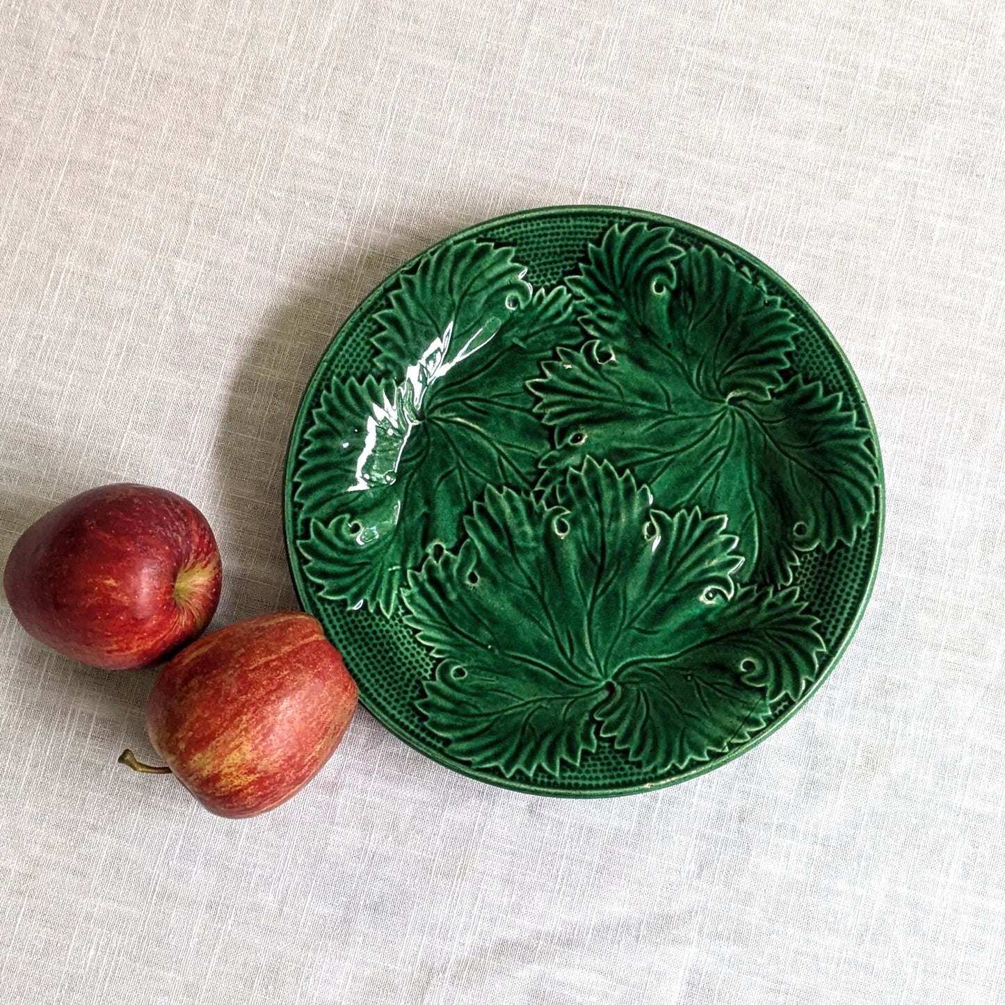 Antique Majolica Leaf Plate