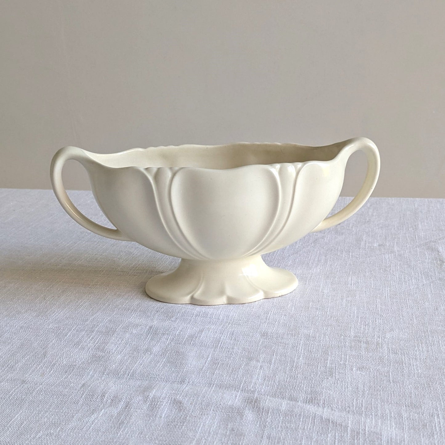 Beswick Ivory Mantle Vase