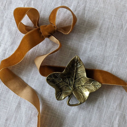 Brass Ivy Leaf Dish