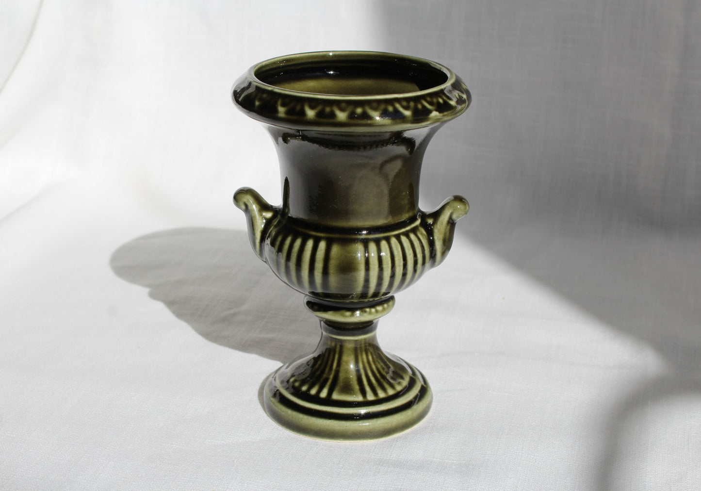 Dartmouth Urn Vase