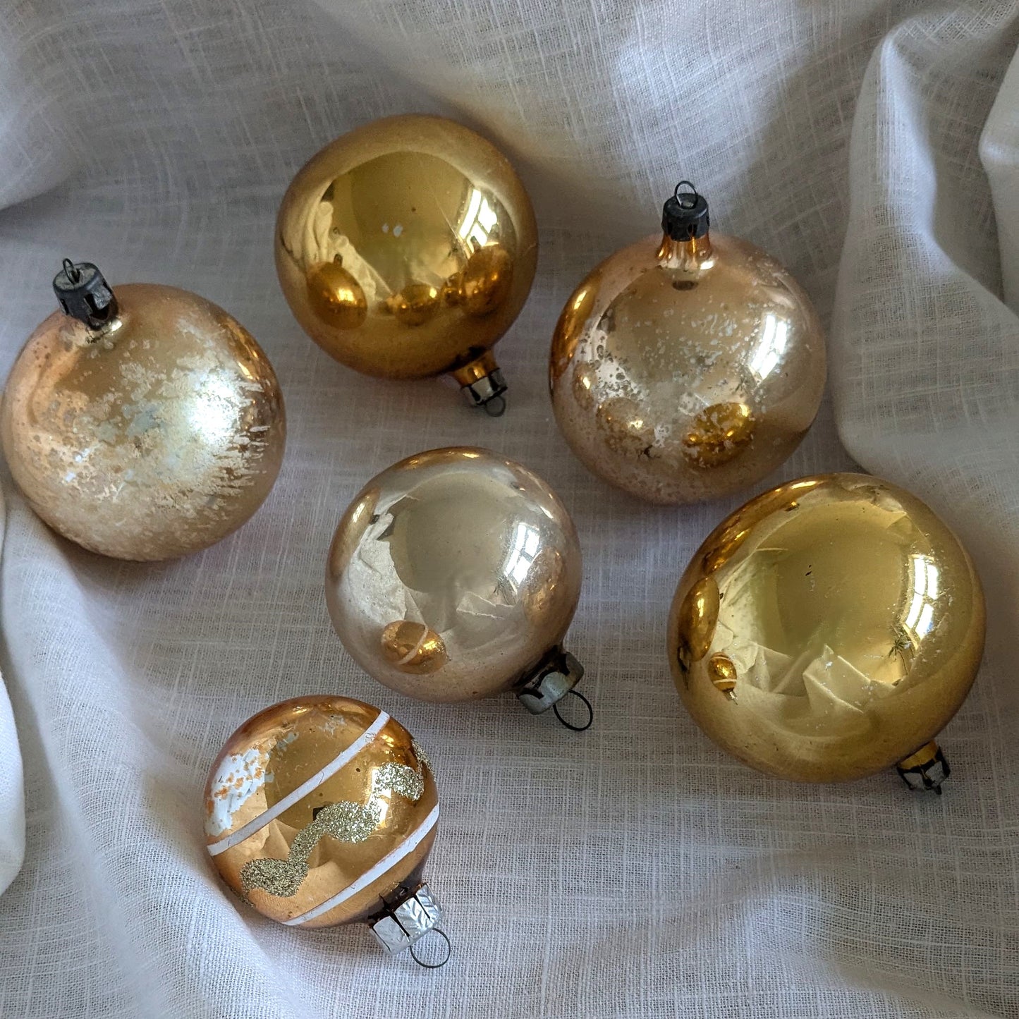 Tarnished Gold Baubles