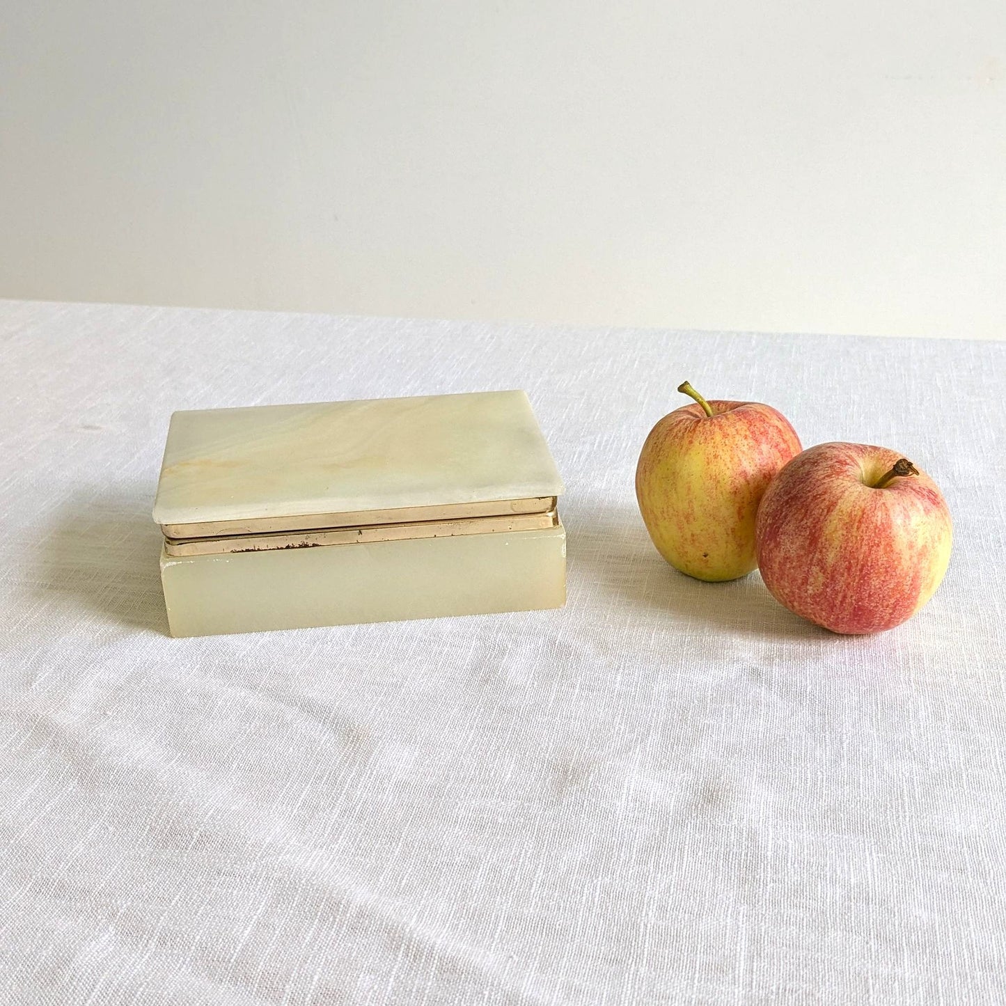 Pale Lemon Onyx Box