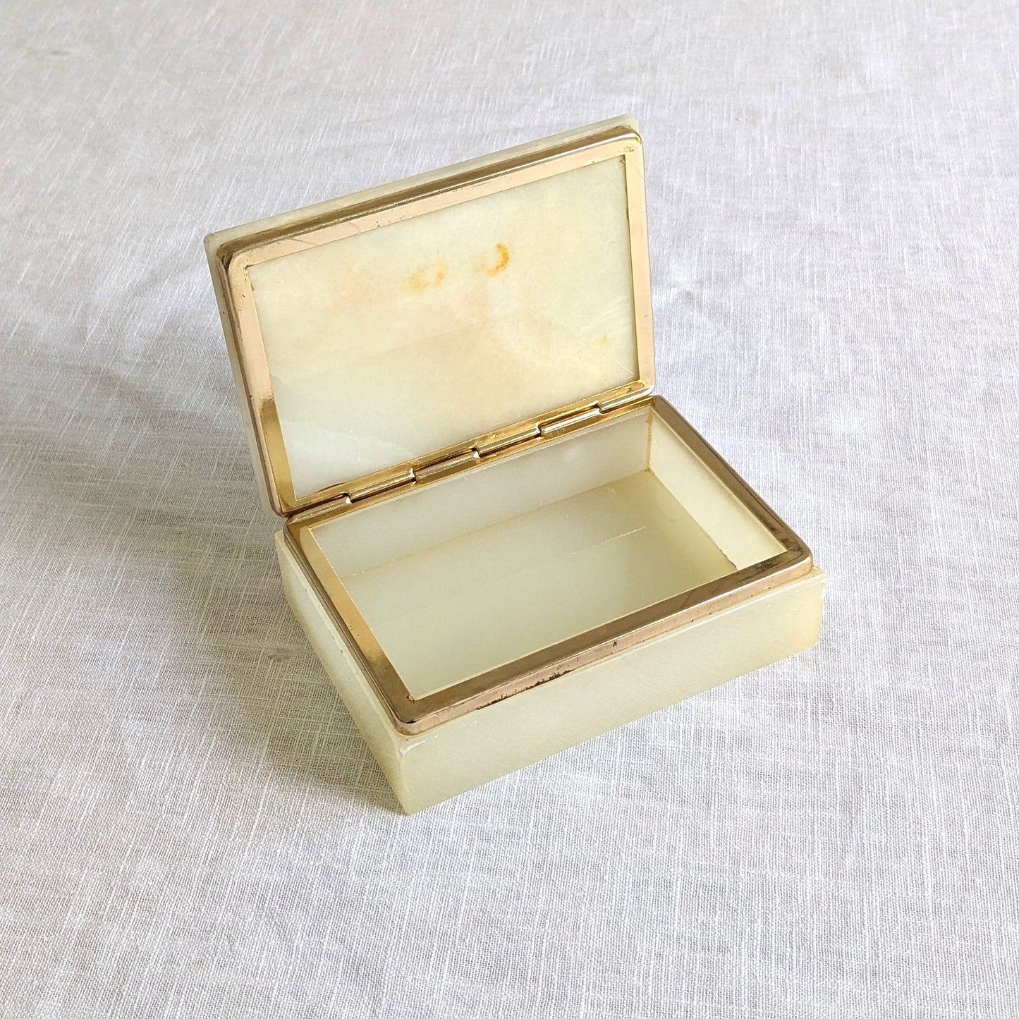 Pale Lemon Onyx Box