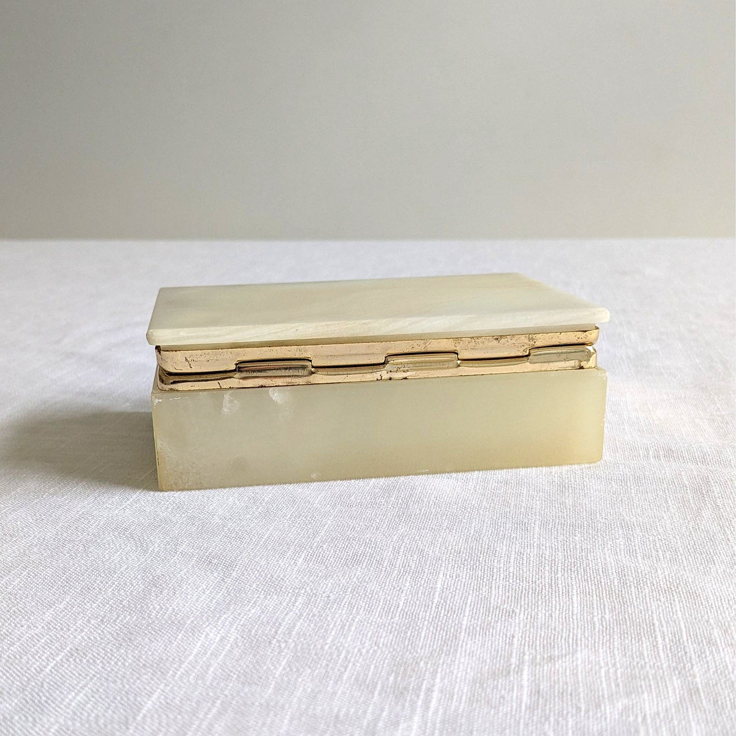 Pale Lemon Onyx Box