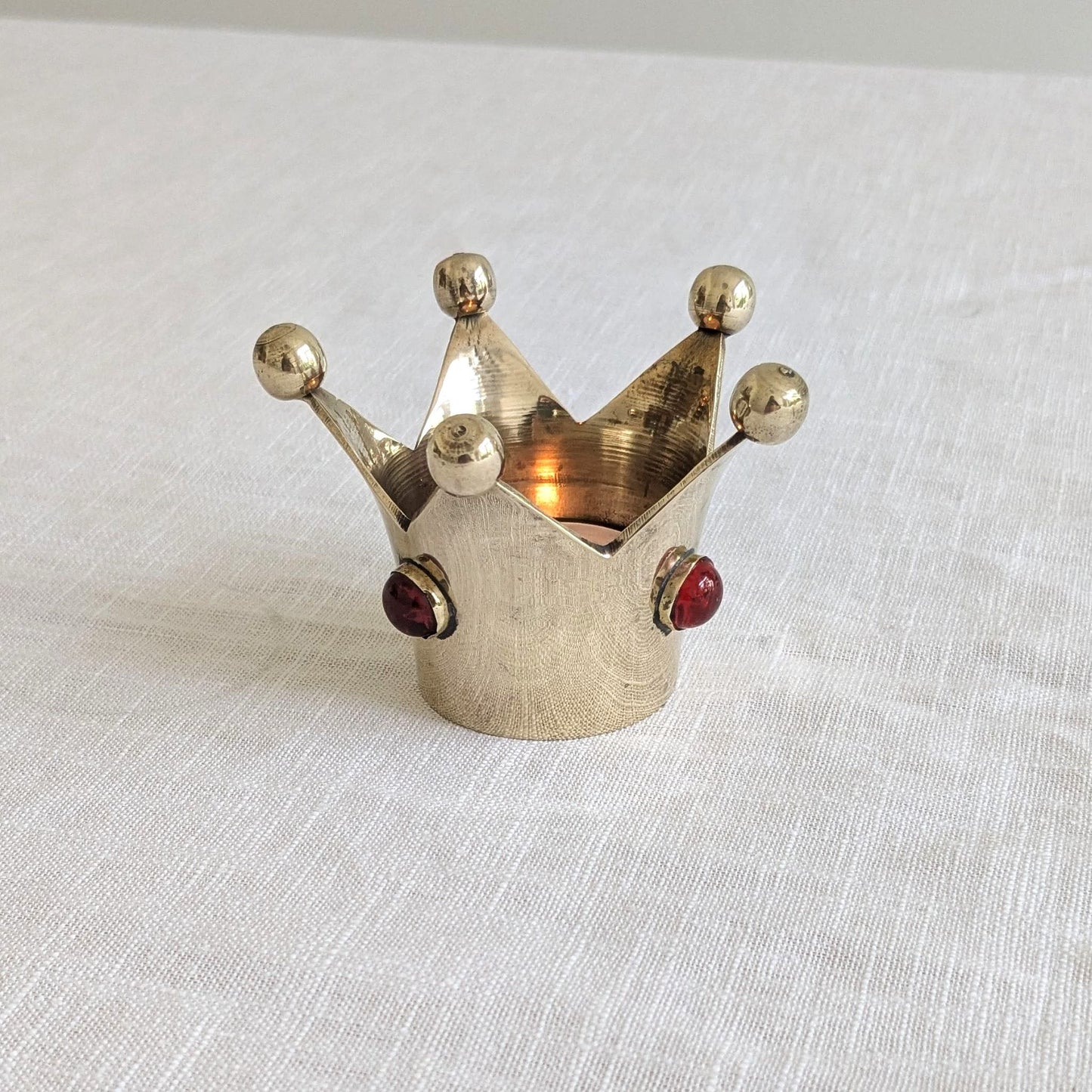 Crown Tealight with Cabochons