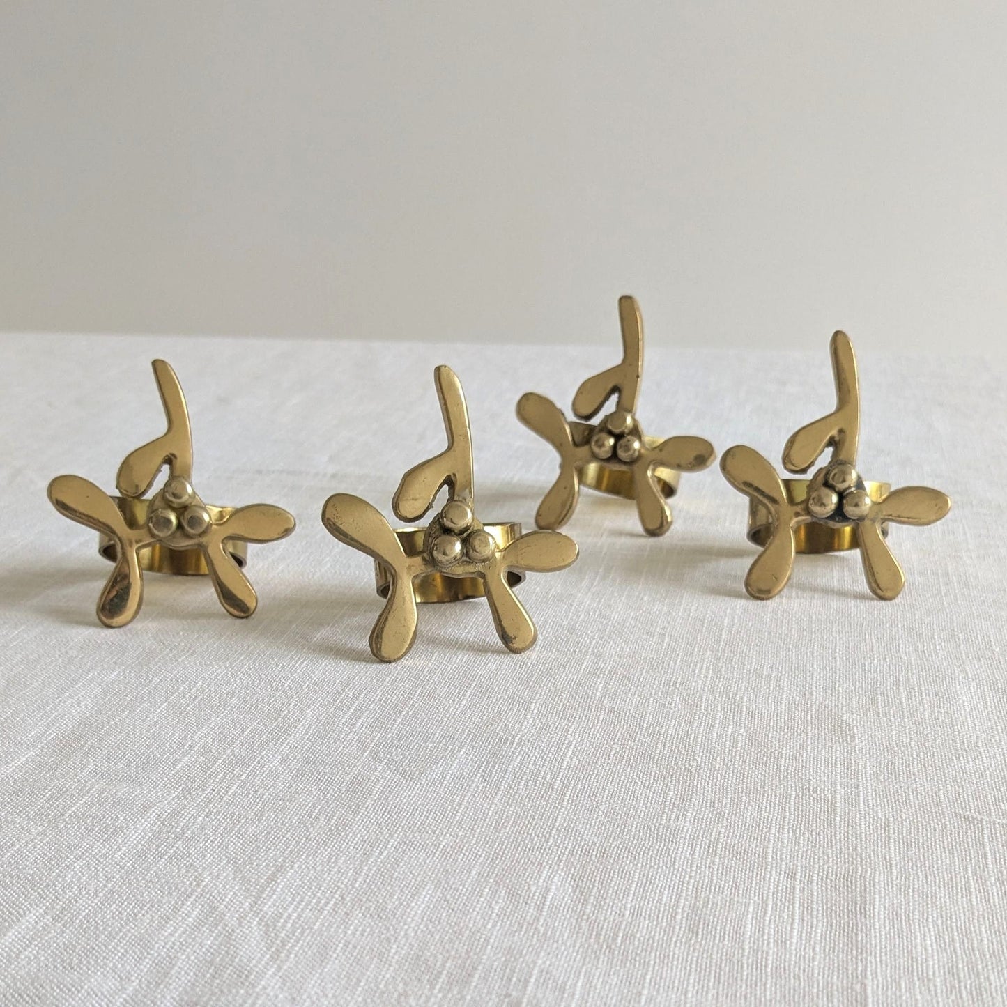 Brass Mistletoe Napkin Rings