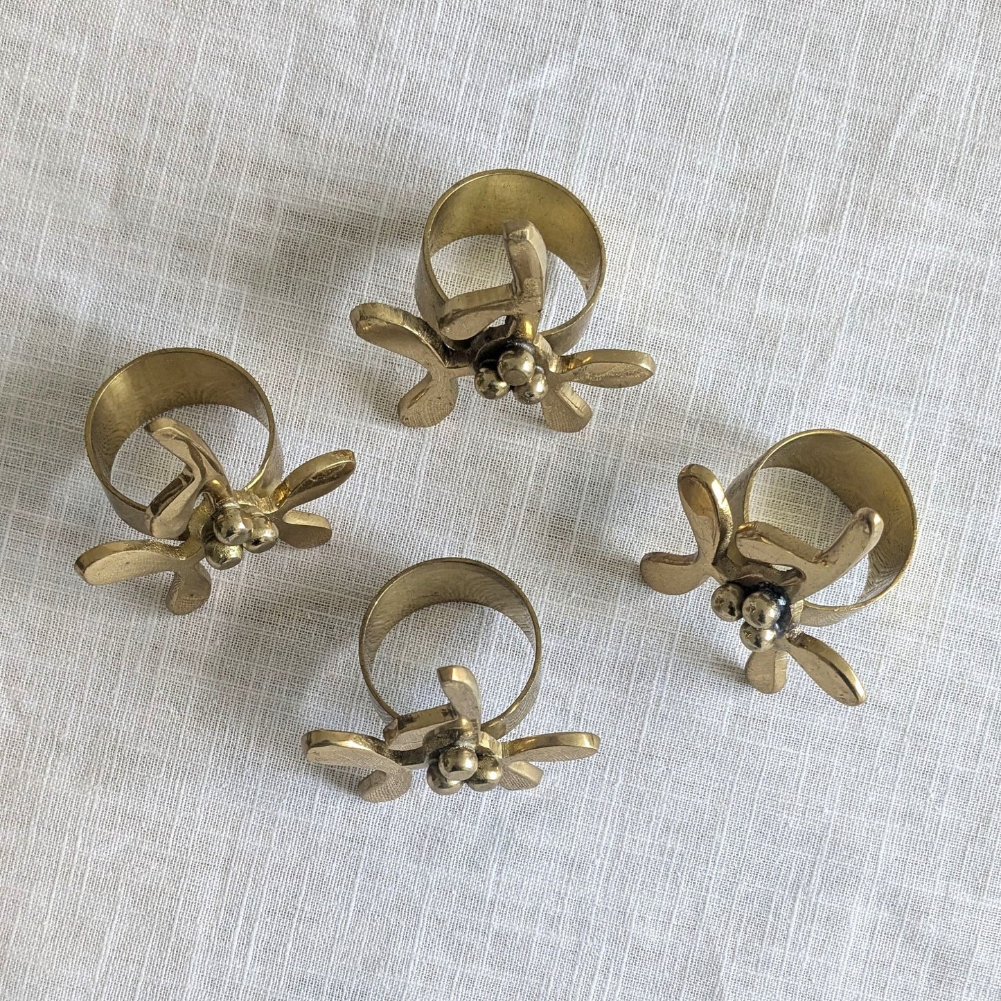 Brass Mistletoe Napkin Rings