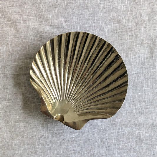 Mid Century Scallop Shell Dish