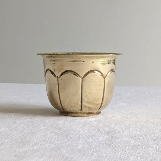 Brass Scalloped Plant Pot