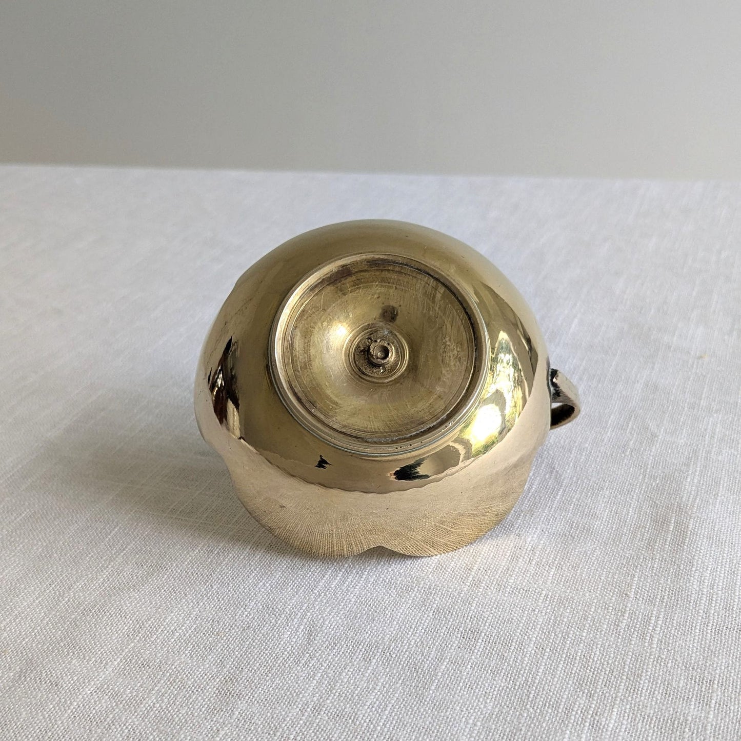 Small Scalloped Chamberstick