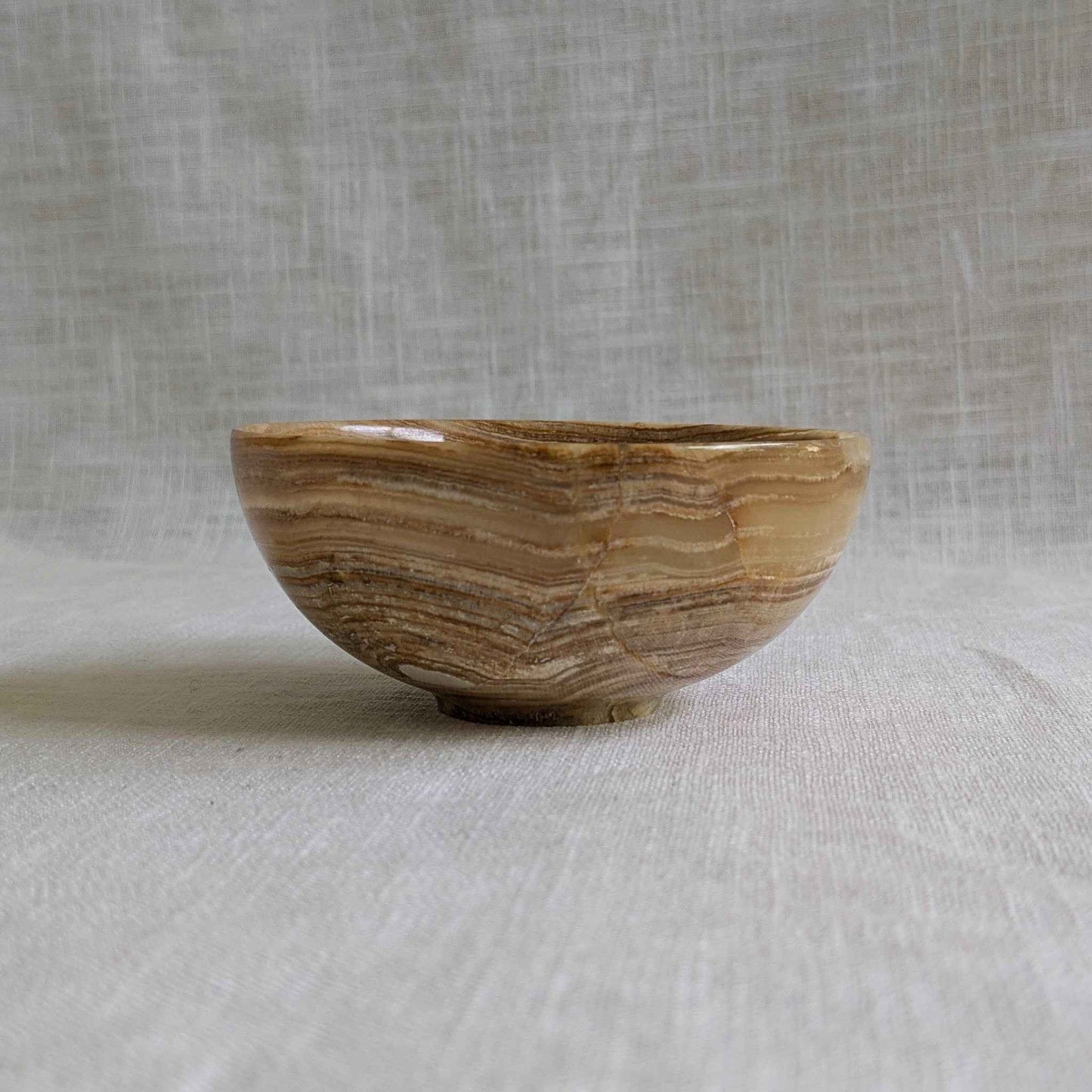 Delicate Brown Onyx Dish
