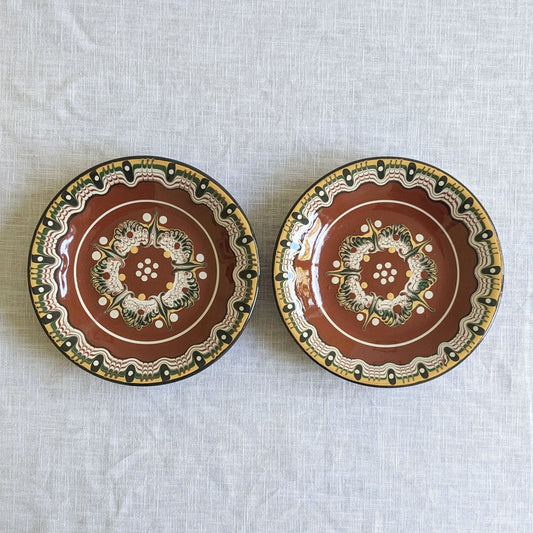 Troyan Pottery Plate Duo