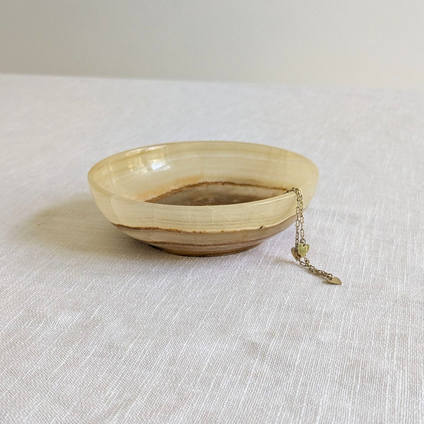 Delicate Onyx Dish