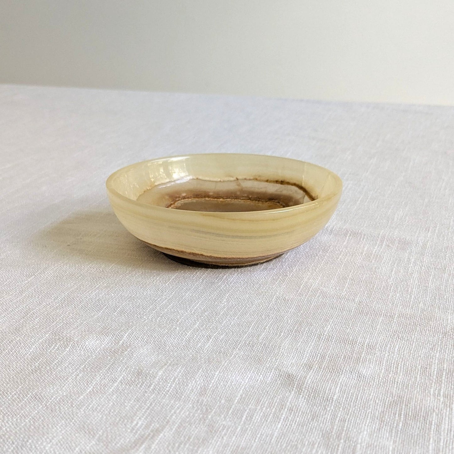 Delicate Onyx Dish