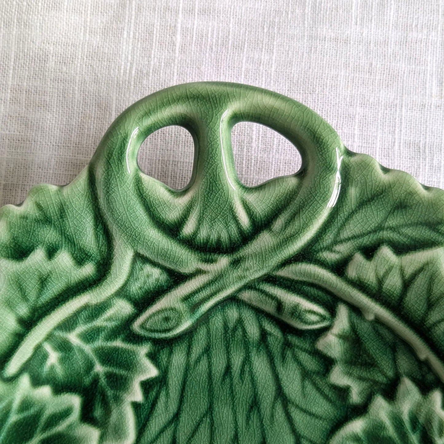 Majolica Leaf Plate