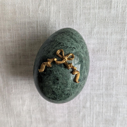 Marble & Gold Bow Egg