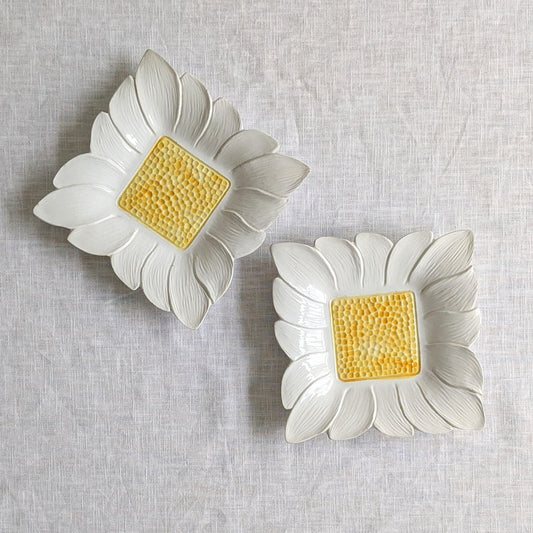 Italian Daisy Plates