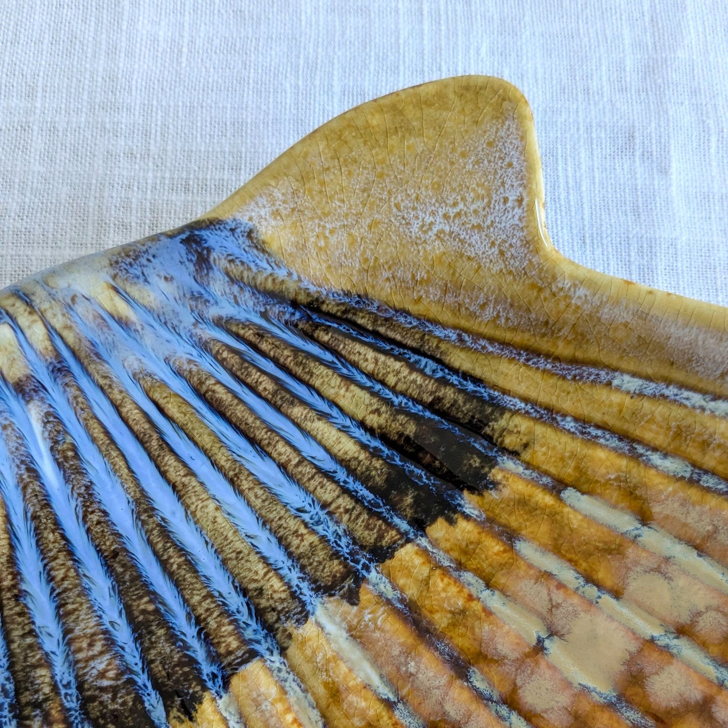 Mid Century Scallop Shell Plate