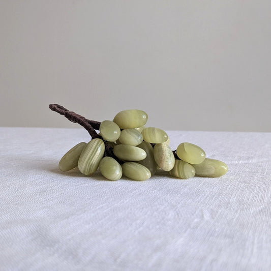 Mid Century Onyx Grapes