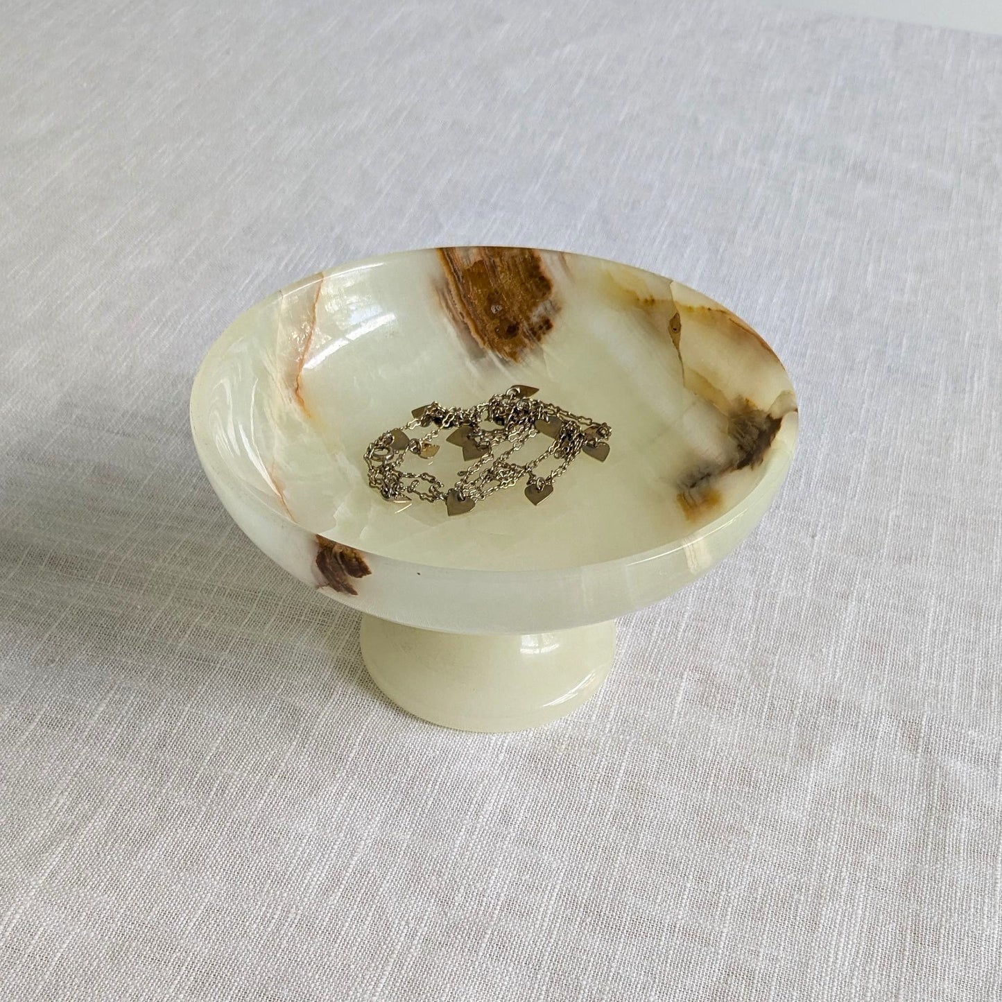 Onyx Pedestal Dish