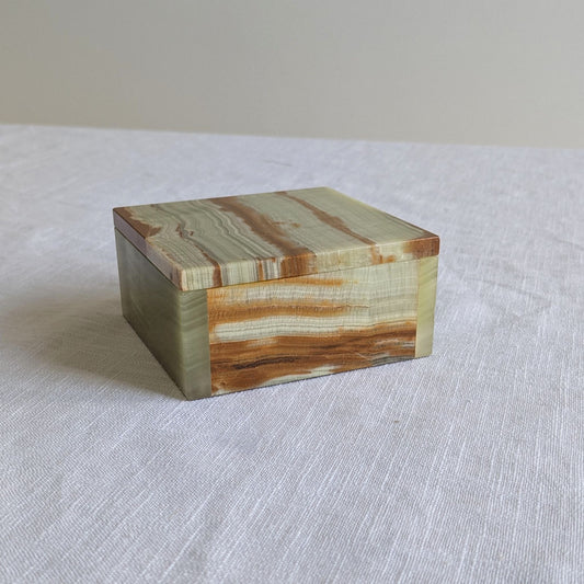 Onyx Lidded Box