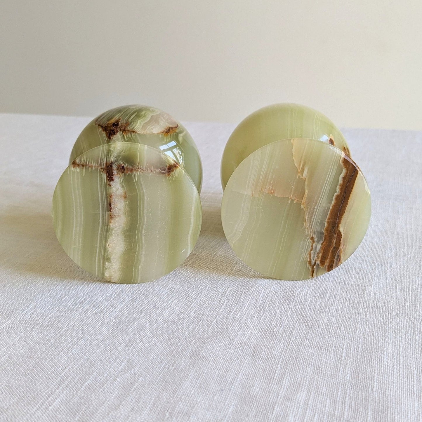 Onyx Wine Goblets
