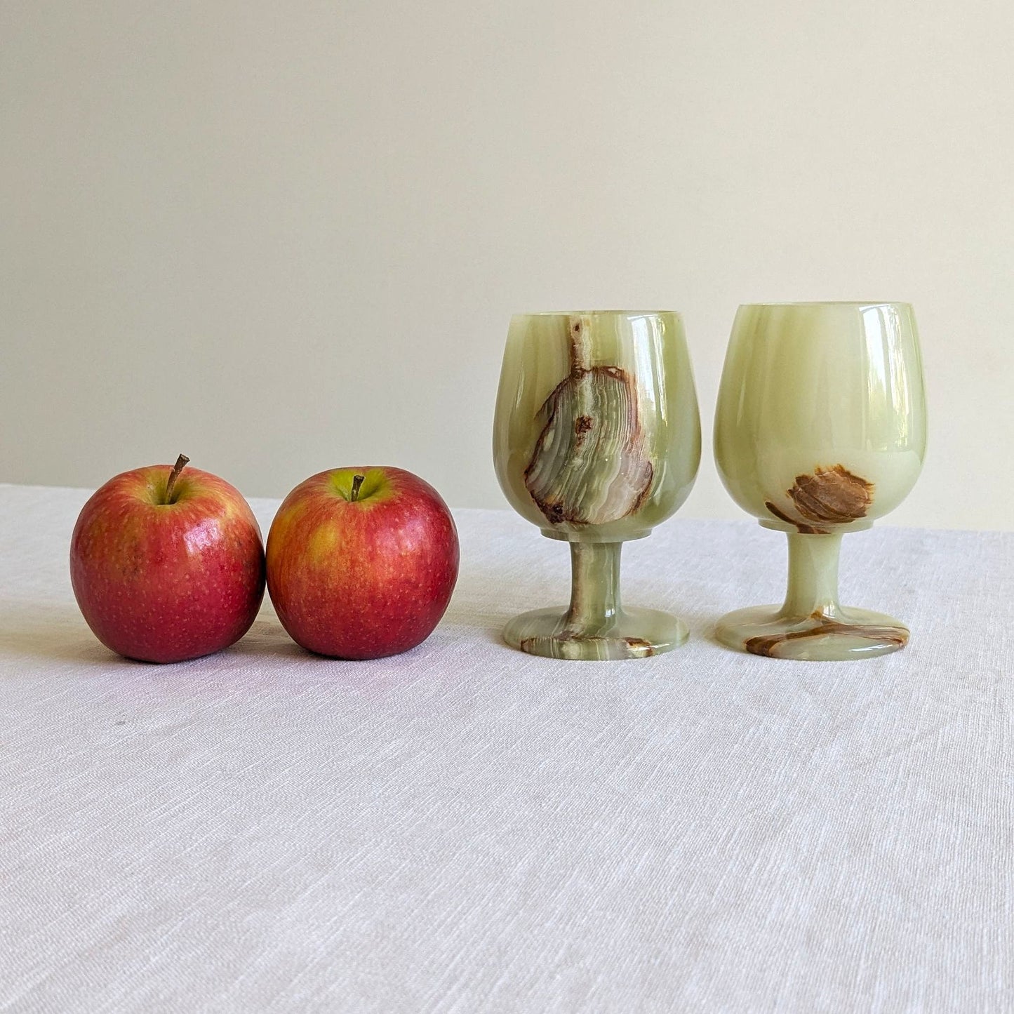 Onyx Wine Goblets