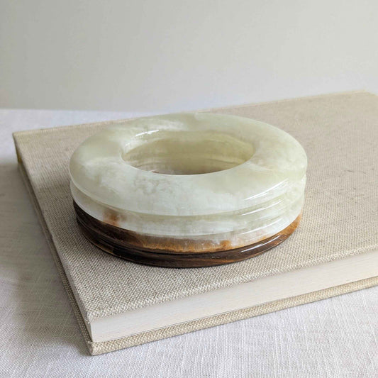 Ribbed Onyx Ashtray