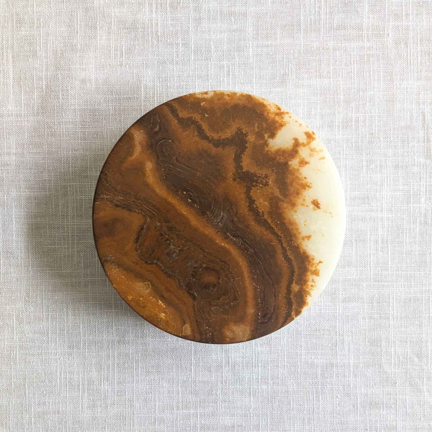 Ribbed Onyx Ashtray