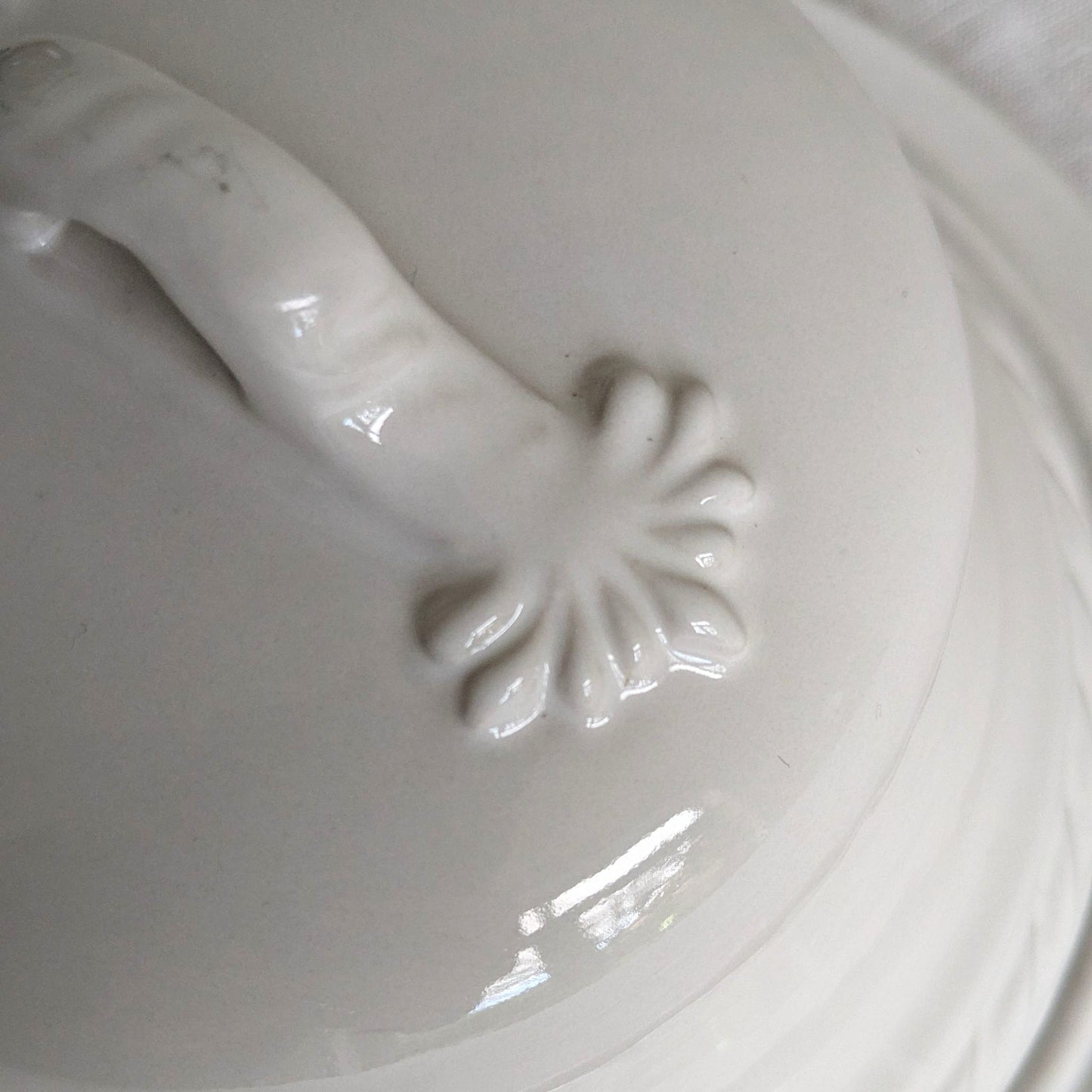 Ceramic Cheese Dome & Plate