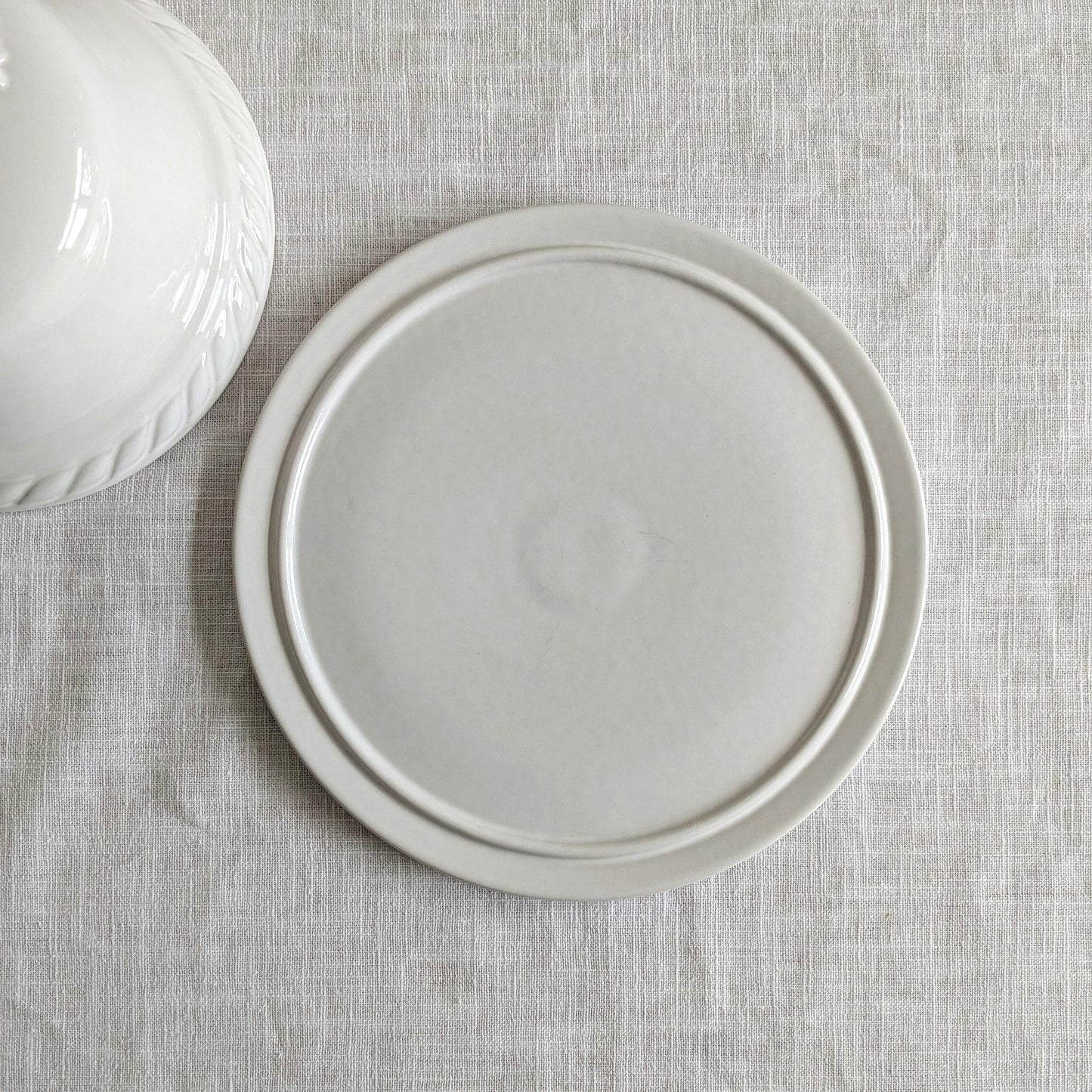 Ceramic Cheese Dome & Plate