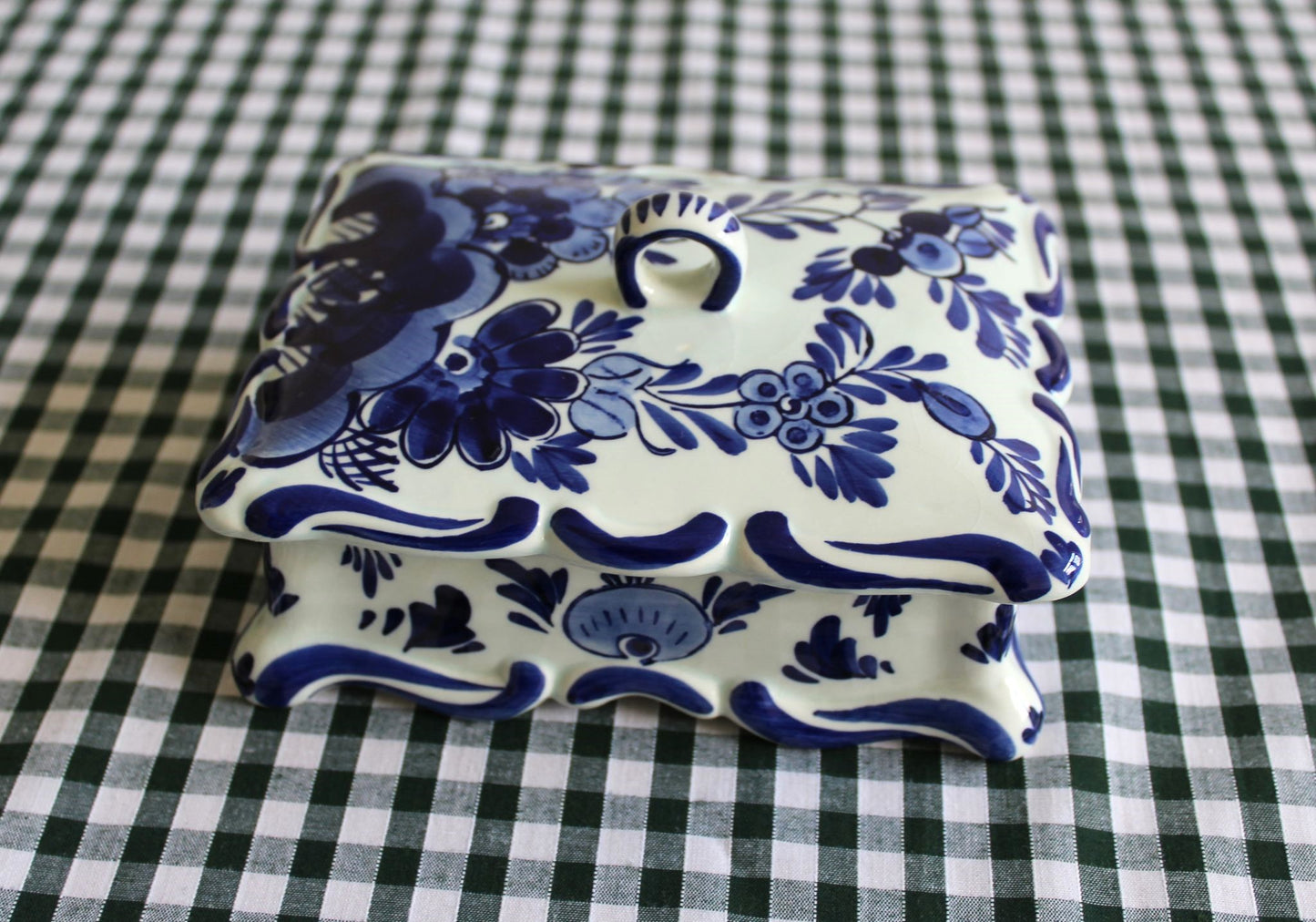 Delft Trinket Box